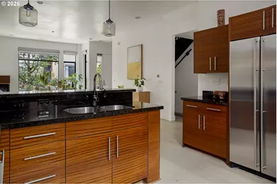 1636 NW Riverscape St, Portland, OR 97209 - Photo 17