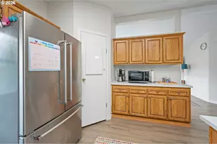 78188 Layng Rd, Cottage Grove, OR 97424 - Photo 13