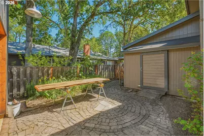1675 NW 138th Ave, Portland, OR 97229 - Photo 3