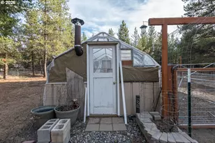 16103 Eagles Nest Rd, La Pine, OR 97739 - Photo 7