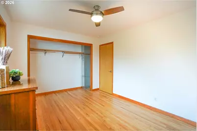 175 S 1st St, Kalama, WA 98625 - Photo 25