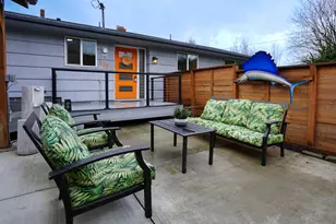 175 S 1st St, Kalama, WA 98625 - Photo 7