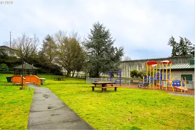 175 S 1st St, Kalama, WA 98625 - Photo 47