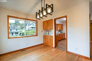 175 S 1st St, Kalama, WA 98625 - Photo 17