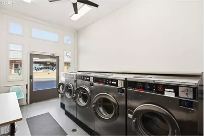 501 Deschutes Ave, Maupin, OR 97037 - Photo 3