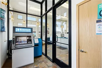 501 Deschutes Ave, Maupin, OR 97037 - Photo 5