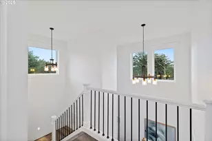 813 SW 9th St, Lincoln City, OR 97367 - Photo 27