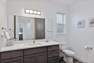 813 SW 9th St, Lincoln City, OR 97367 - Photo 13