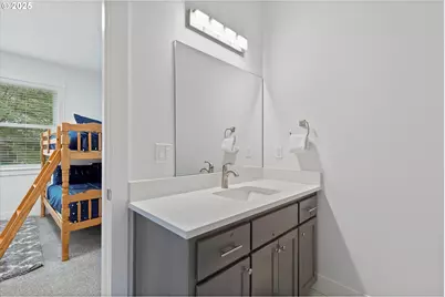 813 SW 9th St, Lincoln City, OR 97367 - Photo 23