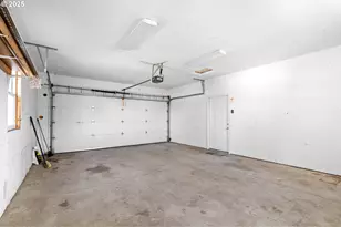 738 E Catherine Ave, Hermiston, OR 97838 - Photo 25