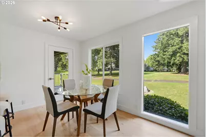 8360 SW Mariners Dr, Wilsonville, OR 97070 - Photo 9