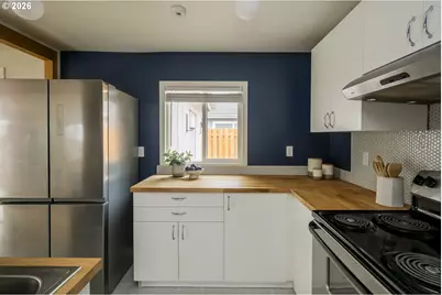 6135 SE Lambert St, Portland, OR 97206 - Photo 17