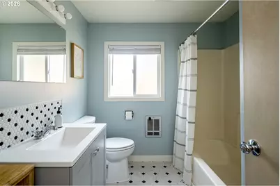 6135 SE Lambert St, Portland, OR 97206 - Photo 31