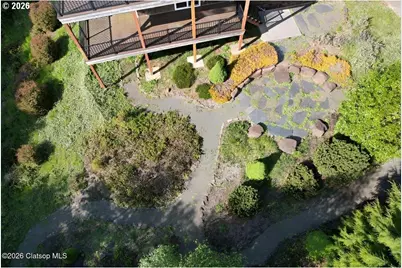2133 Middle Fork Cir, Seaside, OR 97138 - Photo 9
