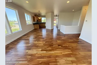 2133 Middle Fork Cir, Seaside, OR 97138 - Photo 19