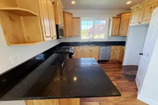 2133 Middle Fork Cir, Seaside, OR 97138 - Photo 23