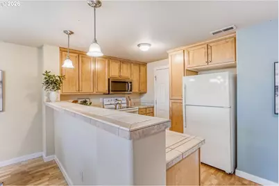 17395 SW Vincent St, Beaverton, OR 97078 - Photo 11