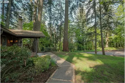 1330 NE Linnwood Dr, Albany, OR 97322 - Photo 5