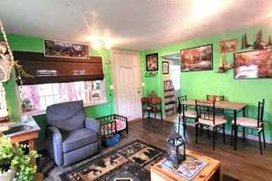 416 S 10th St, Cottage Grove, OR 97424 - Photo 5