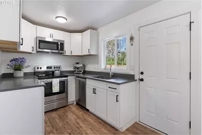 12311 SE Ramona St, Portland, OR 97236 - Photo 23