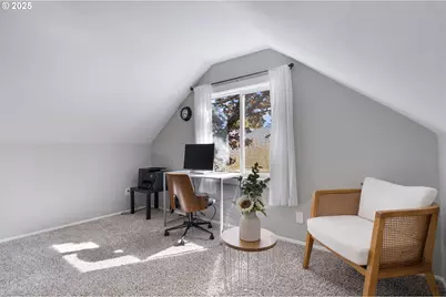 12311 SE Ramona St, Portland, OR 97236 - Photo 17