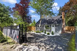 12311 SE Ramona St, Portland, OR 97236 - Photo 3