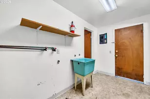 3420 Harris St, Eugene, OR 97405 - Photo 31
