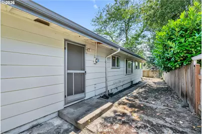 3420 Harris St, Eugene, OR 97405 - Photo 13