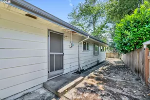3420 Harris St, Eugene, OR 97405 - Photo 13