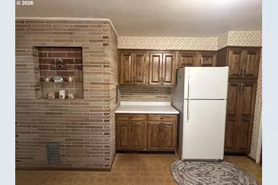1112 Parallel St, Milton-Freewater, OR 97862 - Photo 11