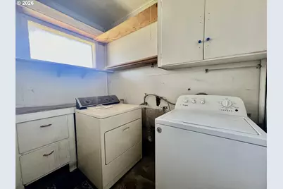 1112 Parallel St, Milton-Freewater, OR 97862 - Photo 21