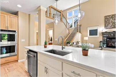 906 N 9th Way, Ridgefield, WA 98642 - Photo 9