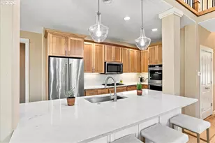 906 N 9th Way, Ridgefield, WA 98642 - Photo 3