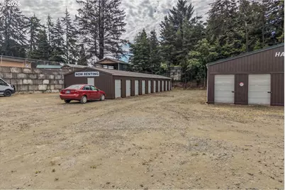 93697 Storage Dr, North Bend, OR 97459 - Photo 13