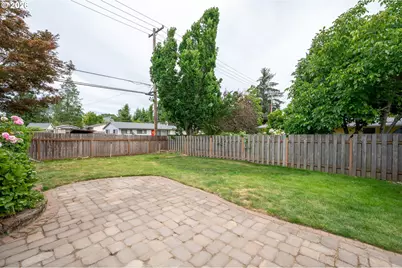 612 NW 13th St, McMinnville, OR 97128 - Photo 35
