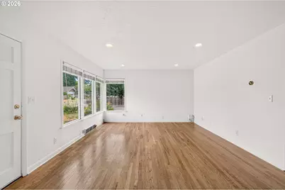 612 NW 13th St, McMinnville, OR 97128 - Photo 9