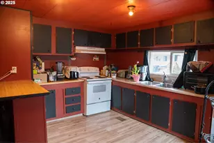 5335 Daisy St, Springfield, OR 97478 - Photo 13