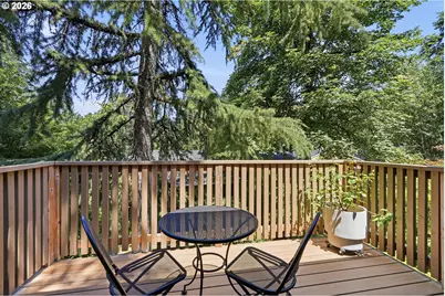 9824 SW Quail Post Rd, Portland, OR 97219 - Photo 21