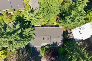 9824 SW Quail Post Rd, Portland, OR 97219 - Photo 45
