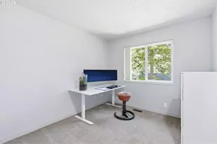 9824 SW Quail Post Rd, Portland, OR 97219 - Photo 27