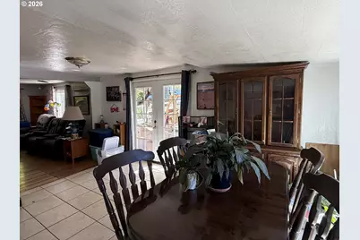 421 Wells Rd, Oakland, OR 97462 - Photo 5