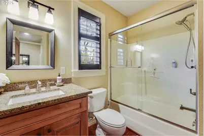 19317 Lorna Ln, Lake Oswego, OR 97035 - Photo 11