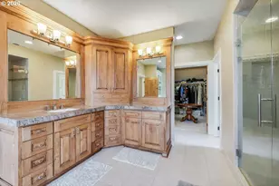 19317 Lorna Ln, Lake Oswego, OR 97035 - Photo 19