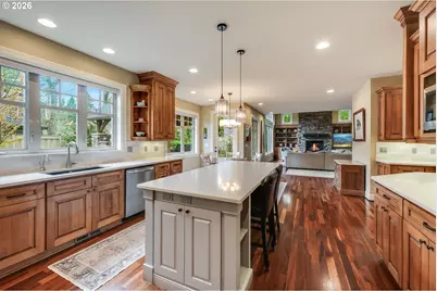 19317 Lorna Ln, Lake Oswego, OR 97035 - Photo 7