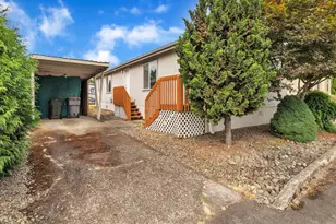 1005 Ferry St, Dayton, OR 97114 - Photo 3