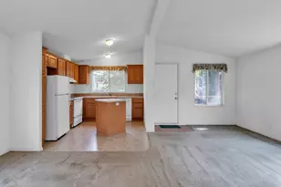 1005 Ferry St, Dayton, OR 97114 - Photo 7