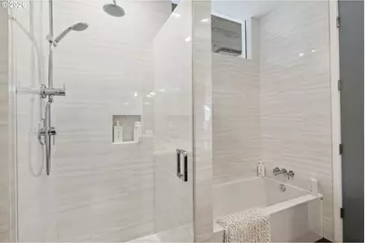 306 Columbia St, Hood River, OR 97031 - Photo 15