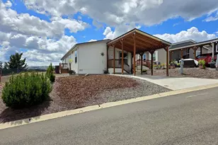 285 Deschutes Ln, Roseburg, OR 97471 - Photo 1