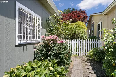 3220 Crescent Ave #82, Eugene, OR 97408 - Photo 43