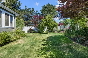 3220 Crescent Ave, Eugene, OR 97408 - Photo 35